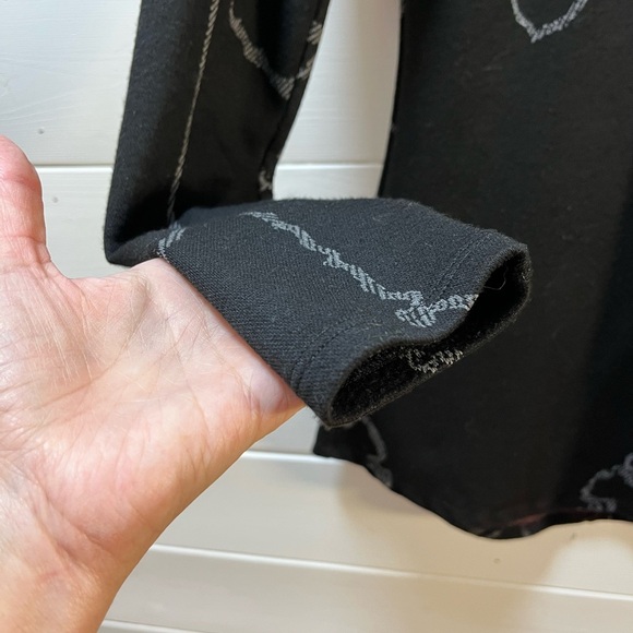 LUC FONTAINE – GRAPHIC PRINT TOP – SIZE 6 - Picture 5 of 11